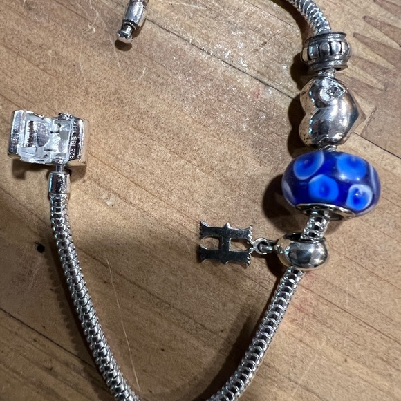 Pandora bracket with charms - Picture 3 of 4